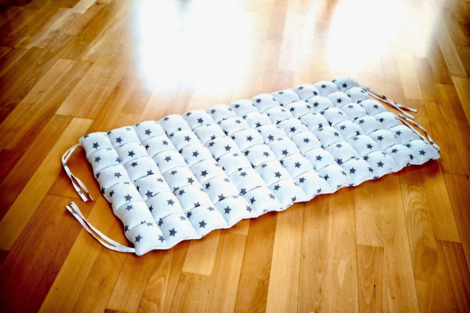 White Stars Pillow for Climbing Arch - Rootwellco